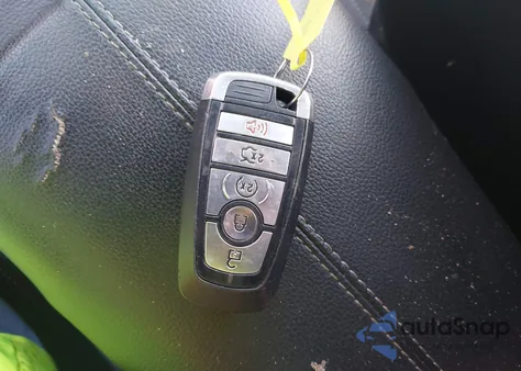 2019 Ford Mustang Ecoboost Premium z USA, uszkodzony, nr VIN 1FATP8UH3K5159551